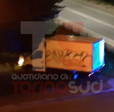 CARMAGNOLA Furgone Rubato Si Schianta A Salsasio Dopo Inseguimento E