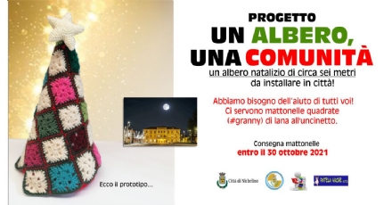 NICHELINO - «Un albero, una comunità»: la realizzazione condivisa di un albero di Natale «granny»