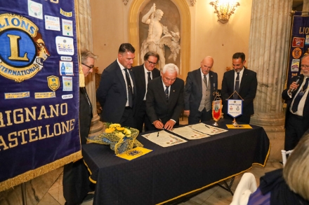 CARIGNANO - Patto di amicizia tra il Lions Club Racconigi e il Lions Club Carignano Villastellone - FOTO