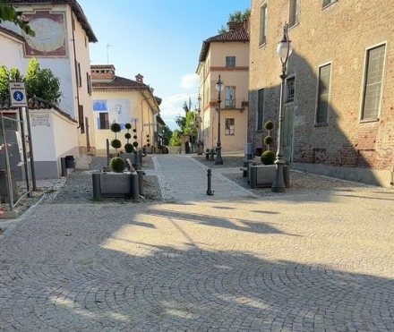 VIRLE - Diventa pedonale la piazza Vittorio Emanuele