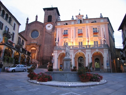 MONCALIERI - Manifestazione di protesta: cittadini in piazza per la sicurezza e contro la Ztl