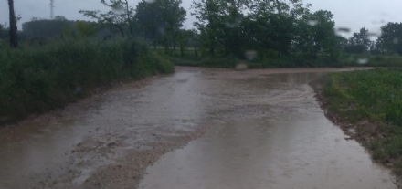 MALTEMPO - Allagata la strada tra Trofarello e Santena, l'allerta sale. Oggi piove tutto il giorno