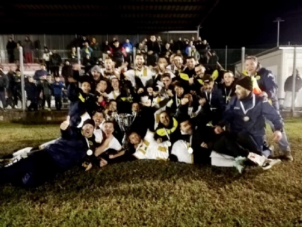 RIVALTA - Calcio, il Gsd Tetti Francesi vince la Coppa di seconda e terza categoria