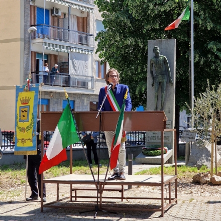 NICHELINO - Il sindaco durante il 25 aprile: 'Intitoleremo la sala Consiglio ad un simbolo della Resistenza'