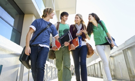 NICHELINO - Bando pubblico «Nichelino Universitaria»: sostegno economico per gli studenti