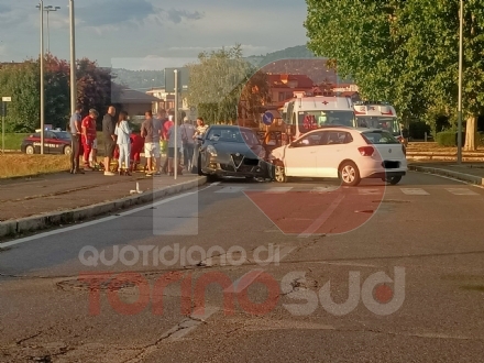 NICHELINO - Incidente in via Pateri: una persona ferita