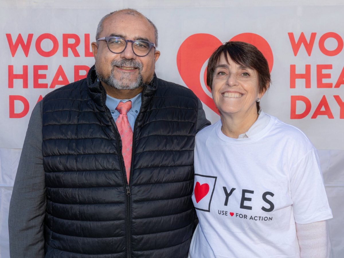 ORBASSANO - Medici, infermieri e volontari in piazza per la Giornata mondiale per il cuore - FOTO