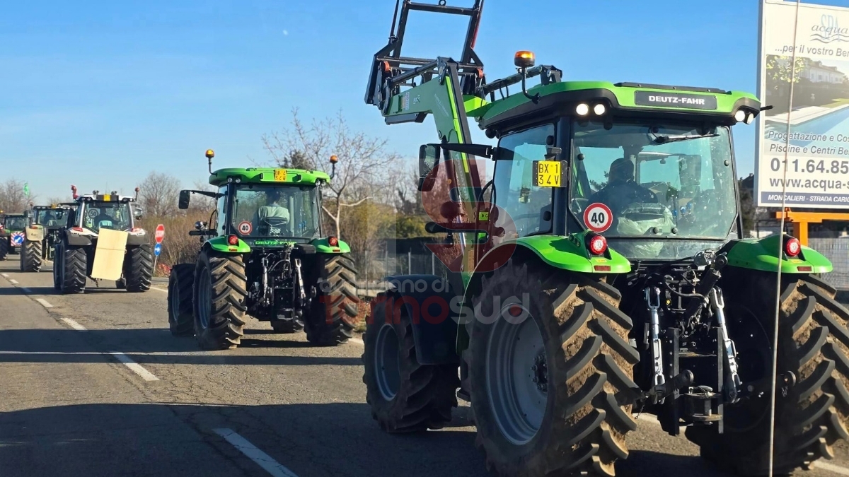 CINTURA SUD - Trattori sulle strade, protesta degli agricoltori di tutta la nostra zona - FOTO