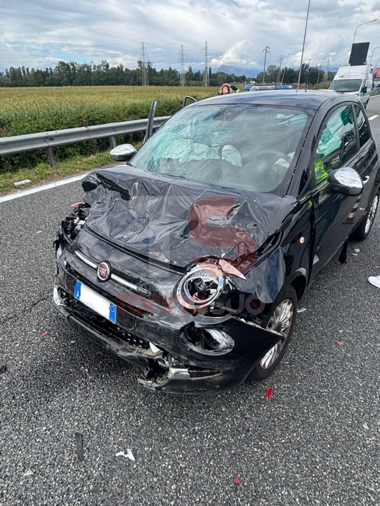 NICHELINO - Incidente in tangenziale a Stupinigi: due persone ferite - FOTO