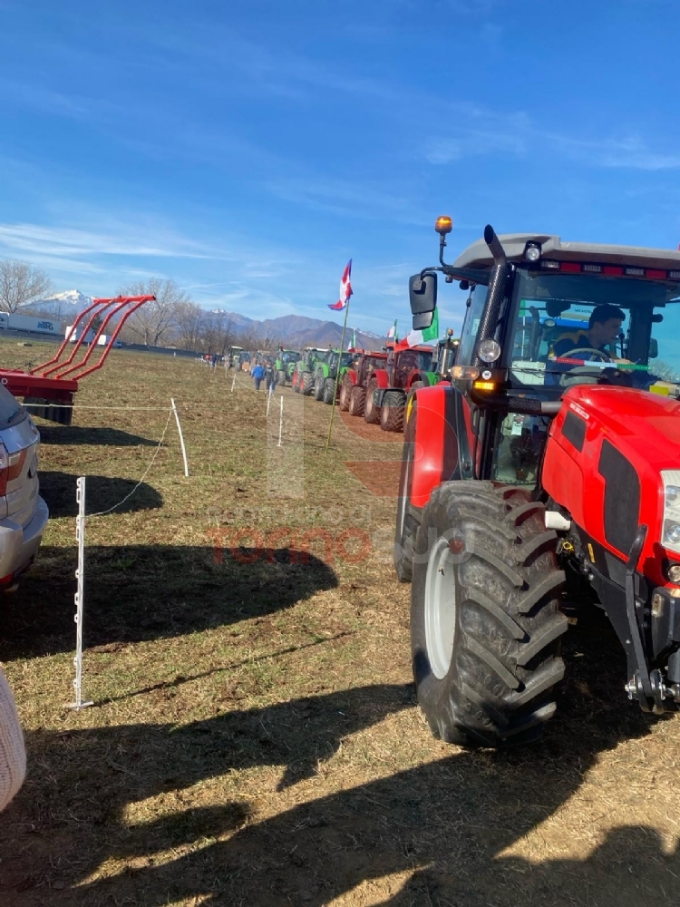 CINTURA SUD - Trattori sulle strade, protesta degli agricoltori di tutta la nostra zona - FOTO