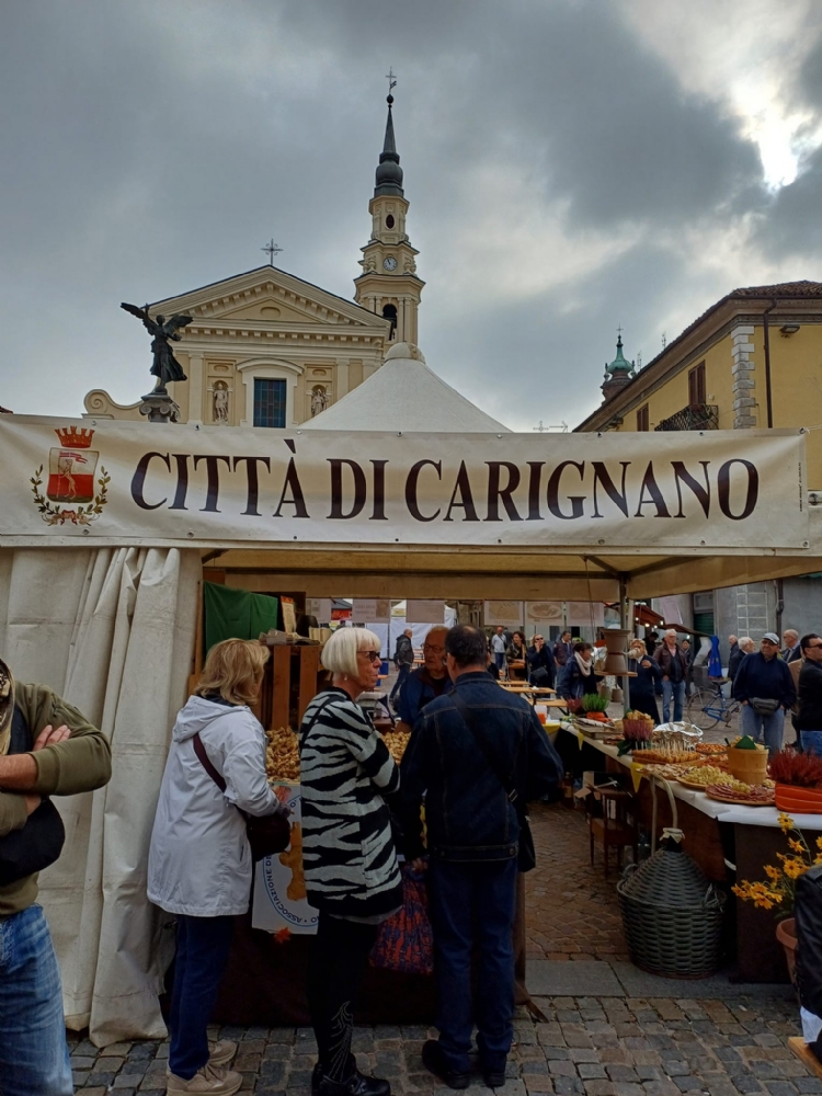 CARIGNANO - Inaugurazione in grande stile per la Sagra del Ciapinabò - FOTO