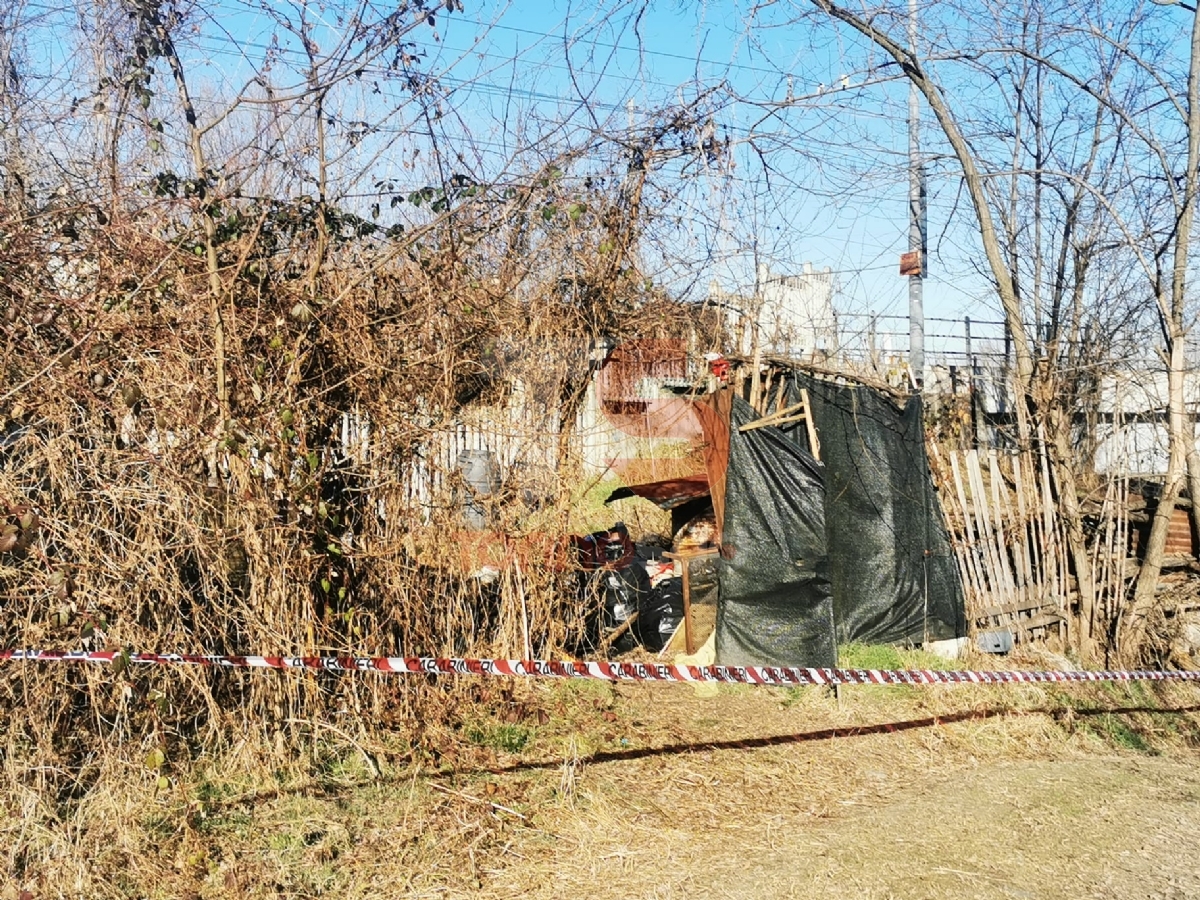 MONCALIERI - TROVATO LO SCHELETRO DI UN UOMO - FOTO