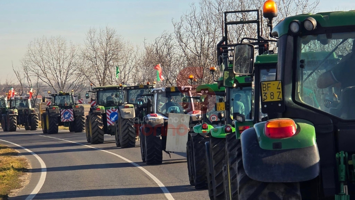 CINTURA SUD - Trattori sulle strade, protesta degli agricoltori di tutta la nostra zona - FOTO