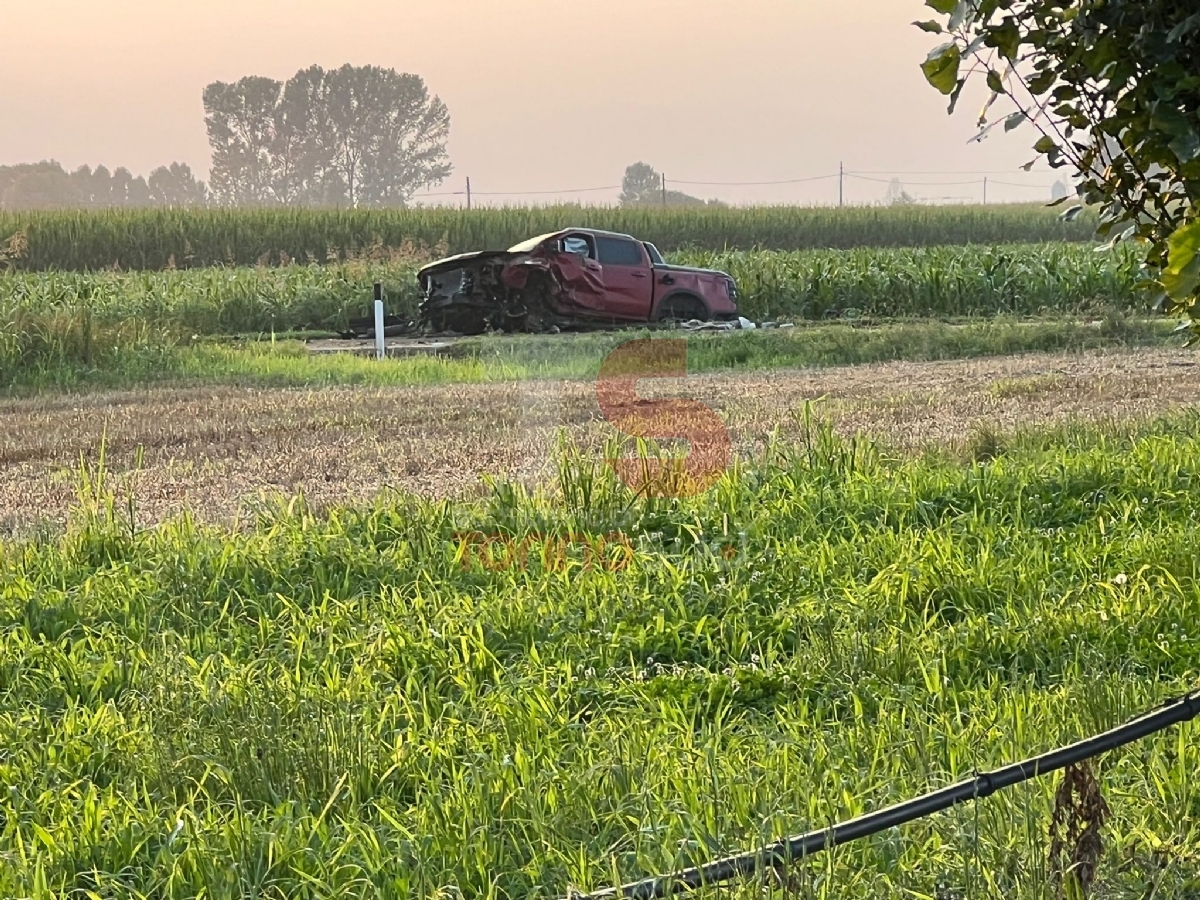 OSASIO - Brutto incidente sulla provinciale: quattro veicoli coinvolti e feriti - LE FOTO -