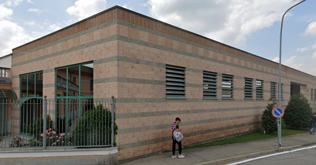 CARMAGNOLA Chiesa Viaggi dona mille euro extra ai dipendenti per Natale